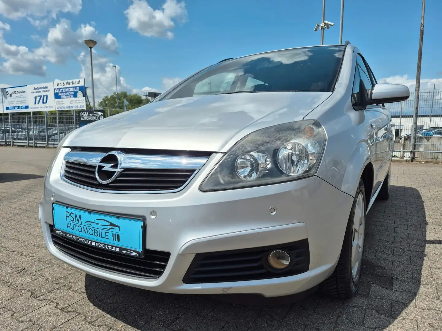 Opel Zafira B Klima PDC Navi Automatik Garantie Argent - 1