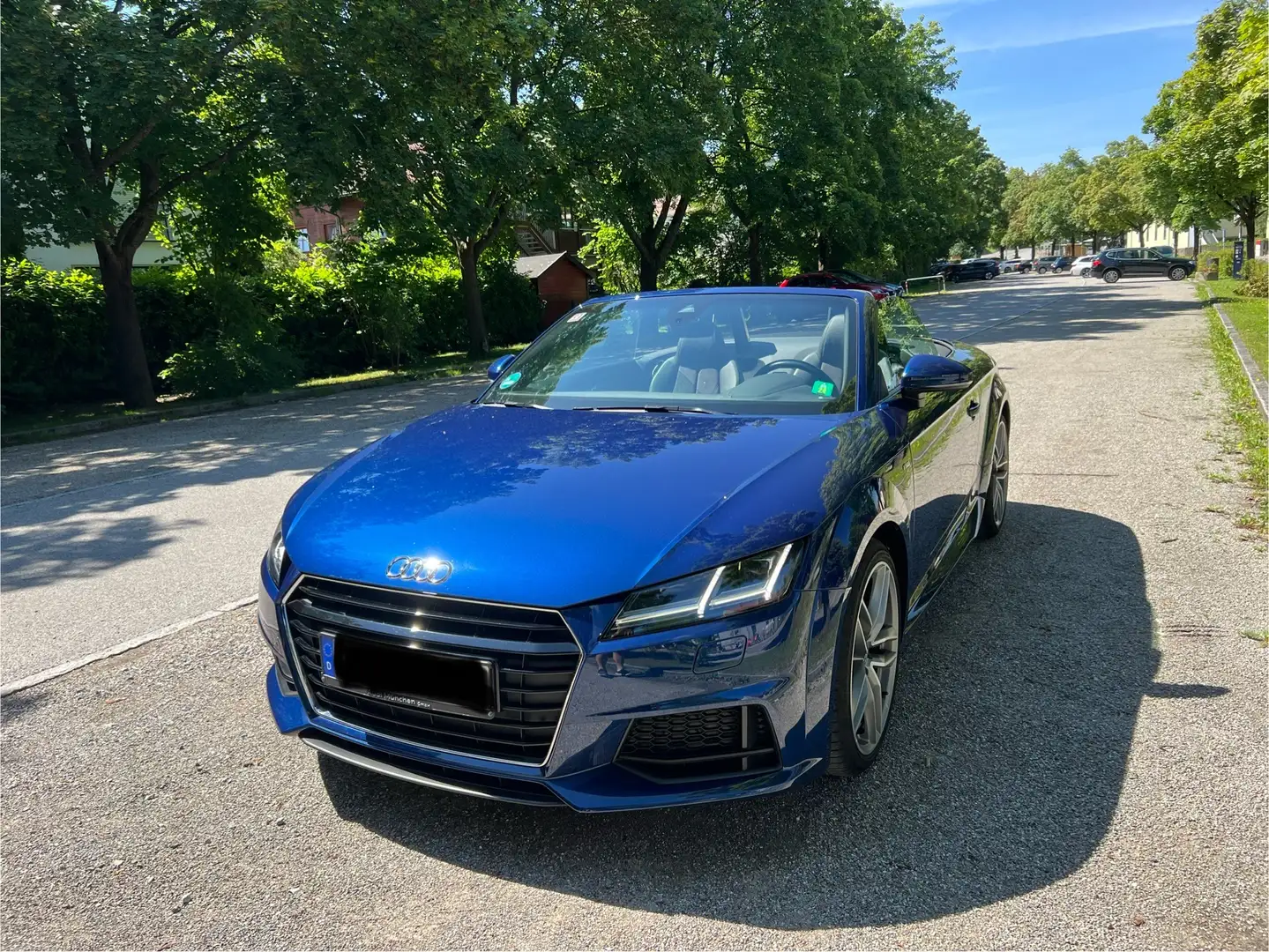 Audi TT 2.0 TFSI Blau - 1