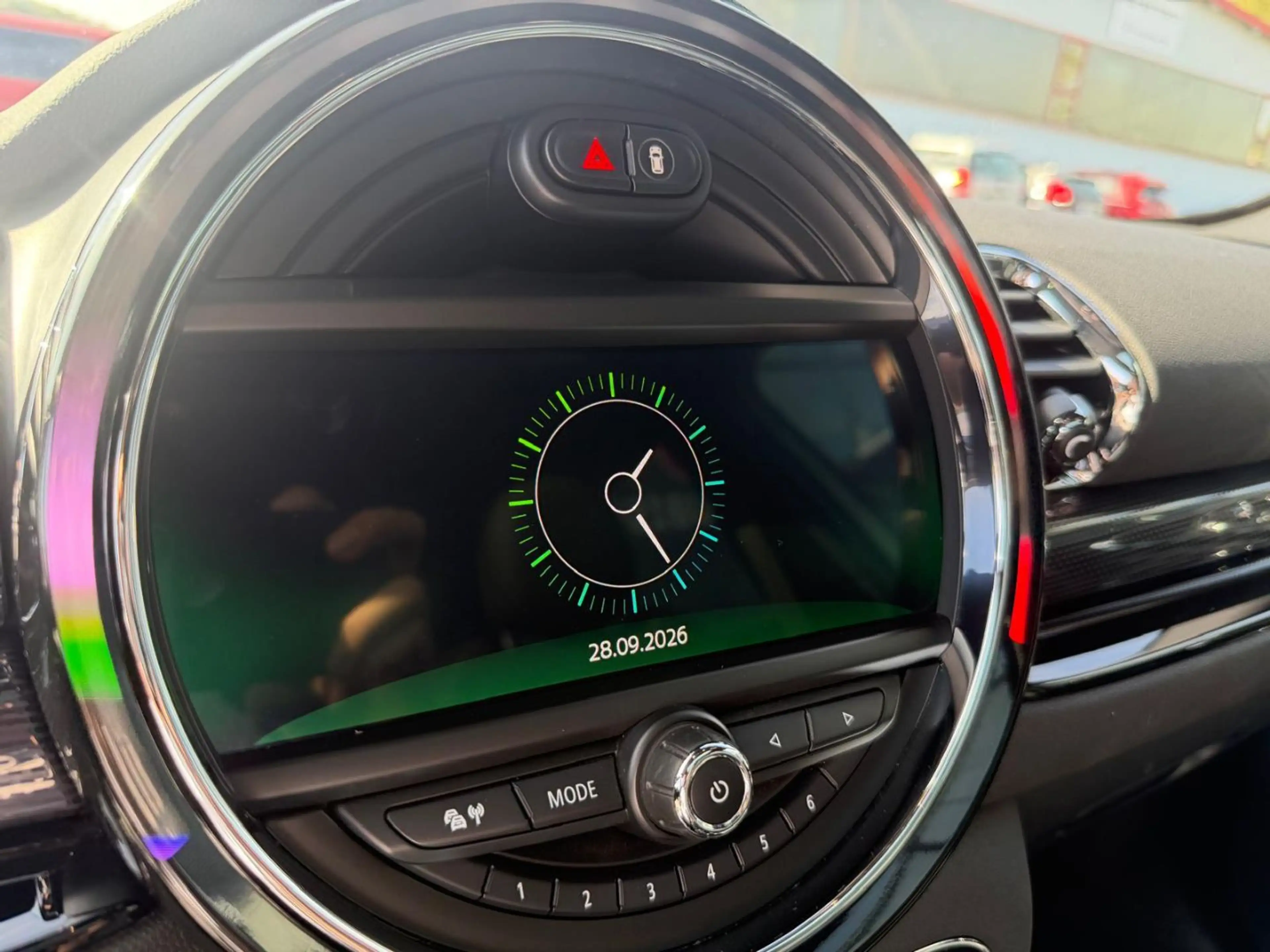 MINI Cooper Clubman MINI COOPER CLUBMAN 2.0SD AT — photo 11