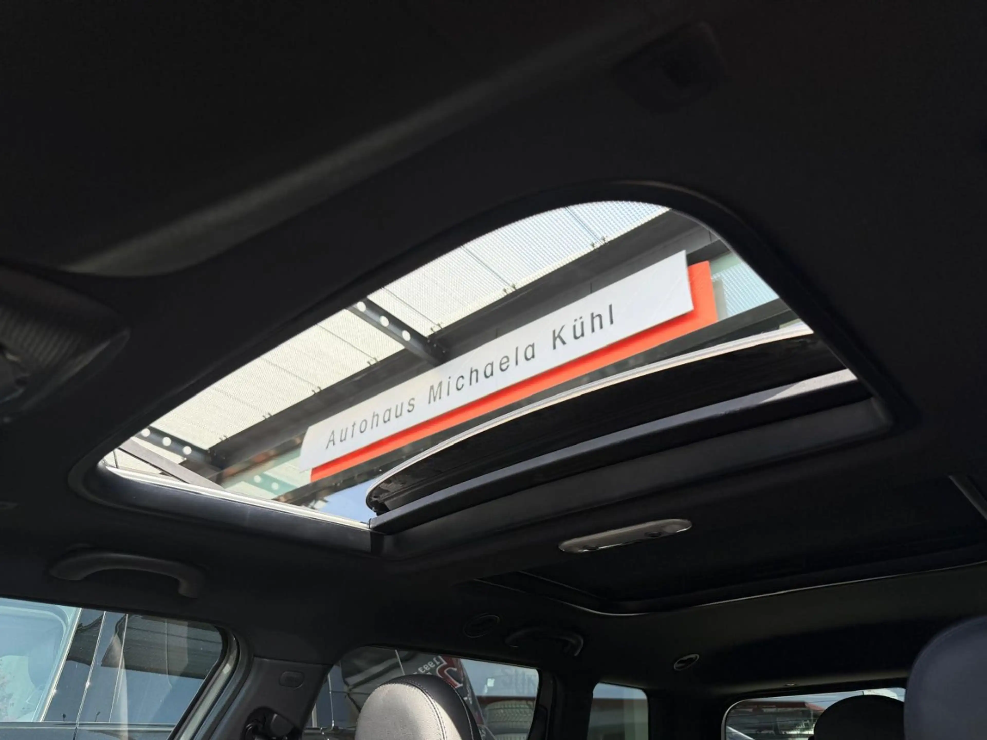 MINI Cooper Clubman MINI COOPER CLUBMAN 2.0SD AT — photo 10