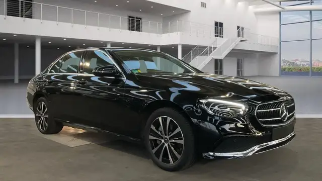 Mercedes-Benz E 300 e Kamera*LED*Navi*DAB*18*MBUX*Widescreen