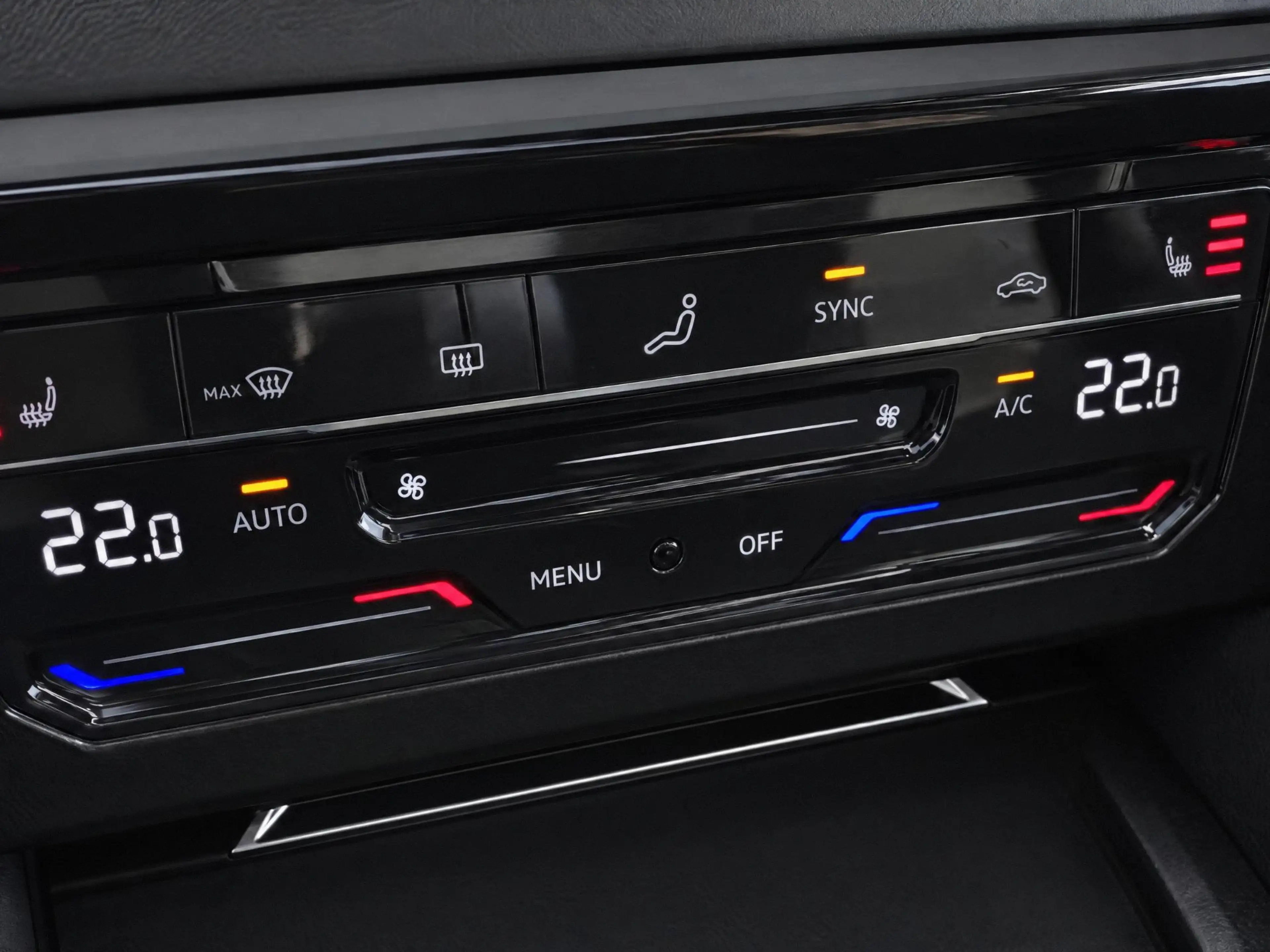Volkswagen Arteon Shooting Brake 1.4TSIeHybrid 160kW/218PK R-Line · — photo 14