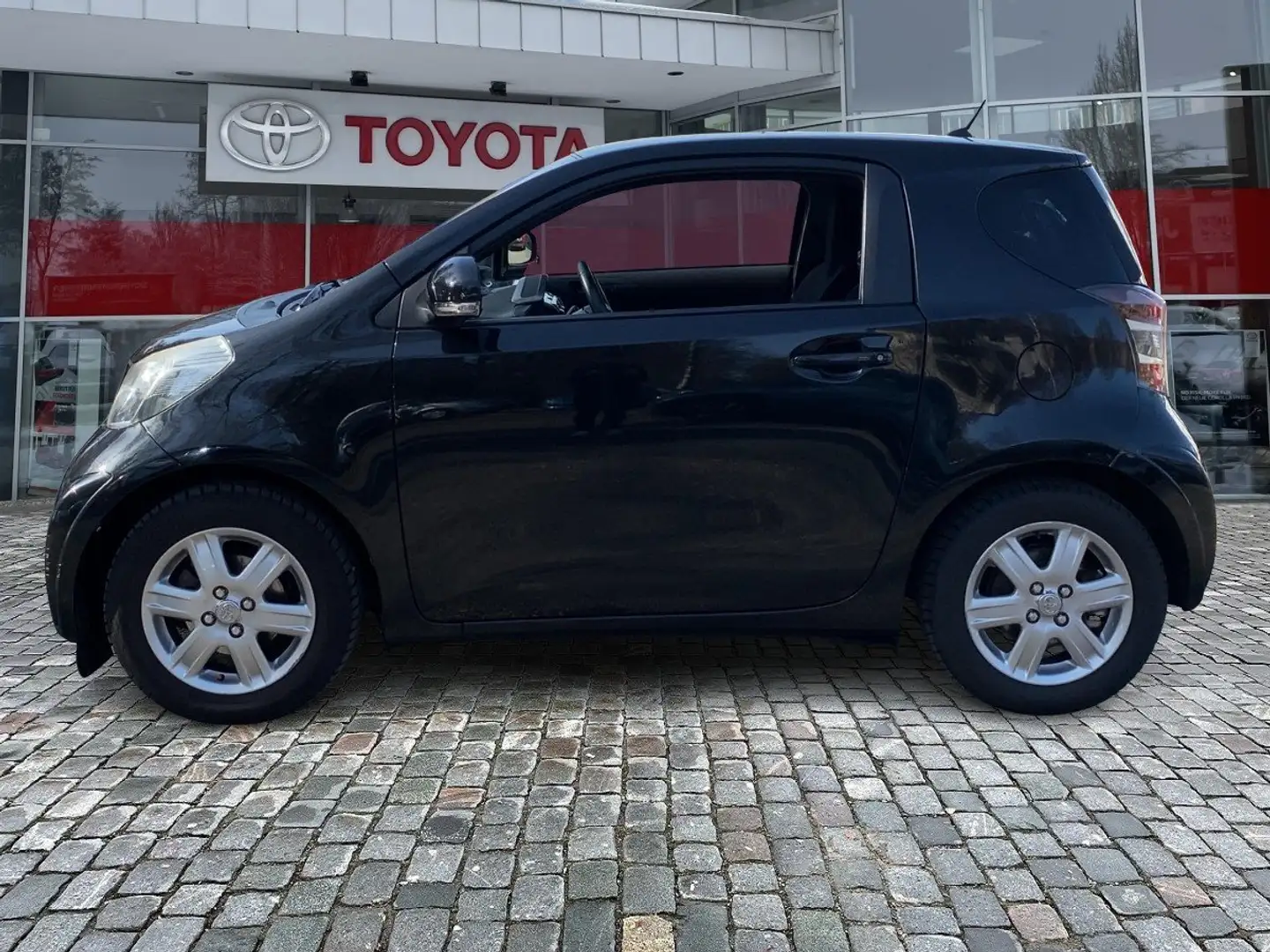 Toyota iQ 1.0 zuverlässiger Kleinstwagen*Top Stadtauto Schwarz - 2