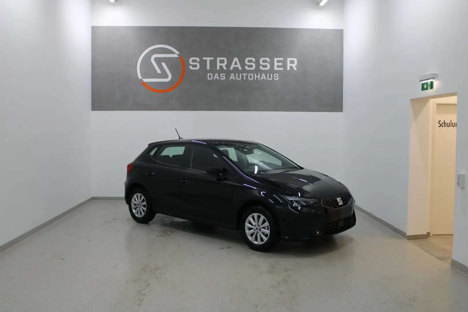 SEAT Ibiza Reference 1.0 TSI 95PS Schwarz - 1