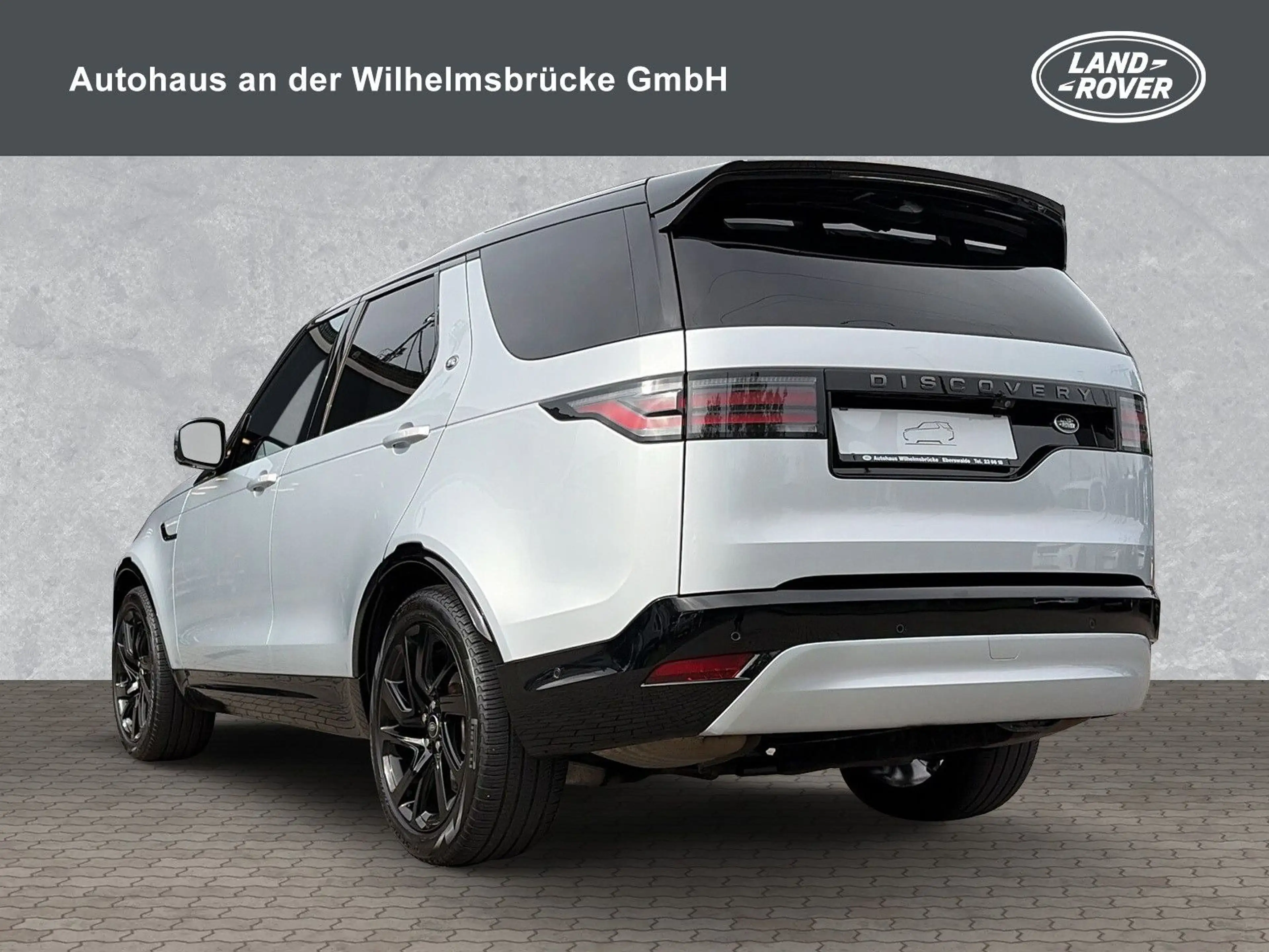 Land Rover Discovery D250 R-DYNAMIC SE AHK/Panorama — photo 11