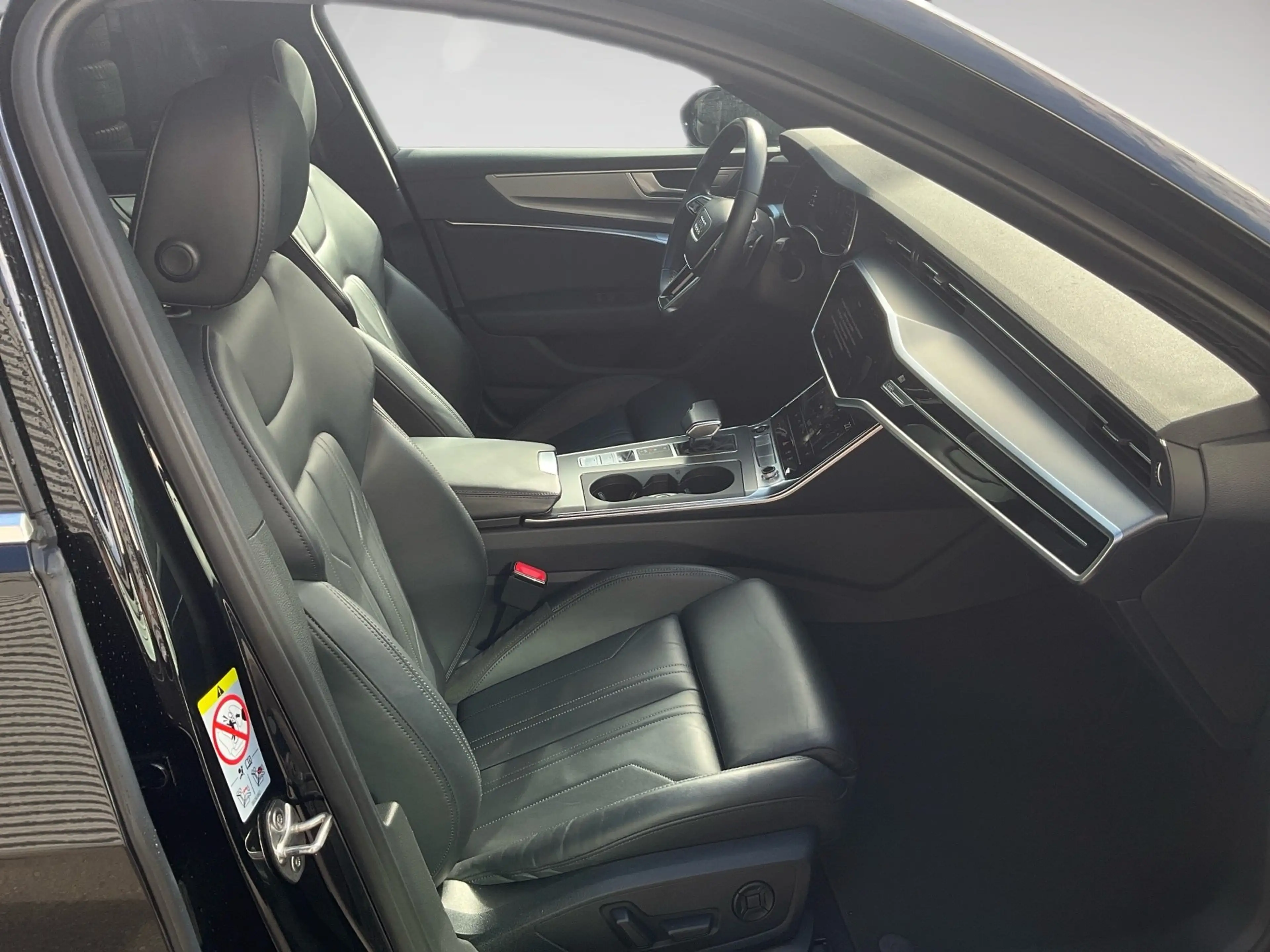 Audi A6 Avant SPORT 40 TDI 204PS NP:80tEUR! AHK.ACC.PANO.V — photo 8
