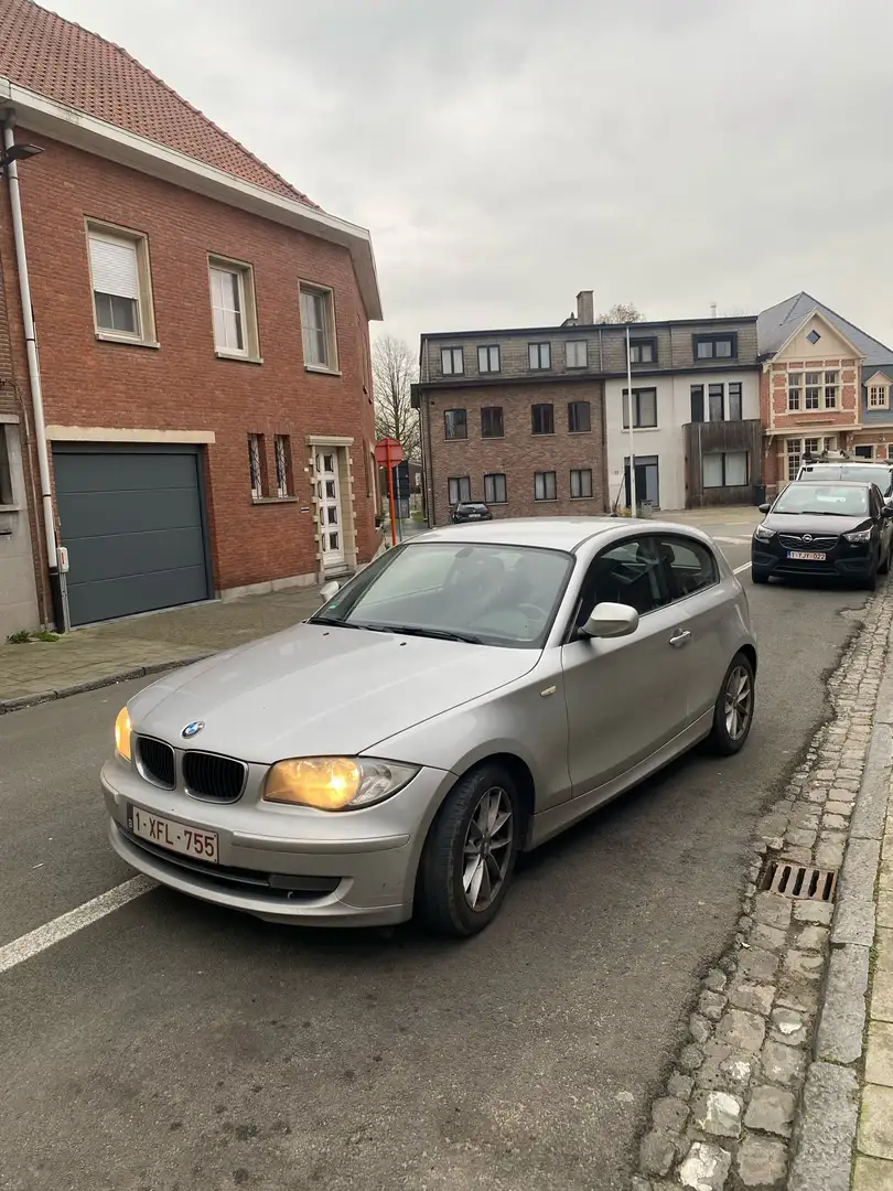 BMW 118 - 2