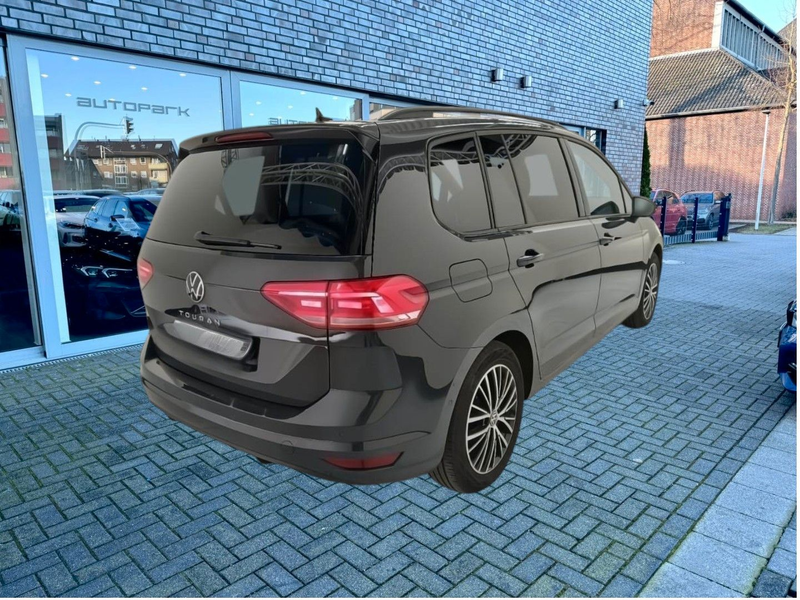Volkswagen Touran Business AHK StHz ActiveLight ACC Alarm — photo 2