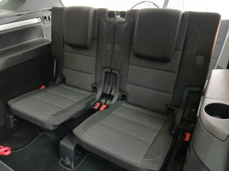 Volkswagen Touran Business AHK StHz ActiveLight ACC Alarm — photo 6