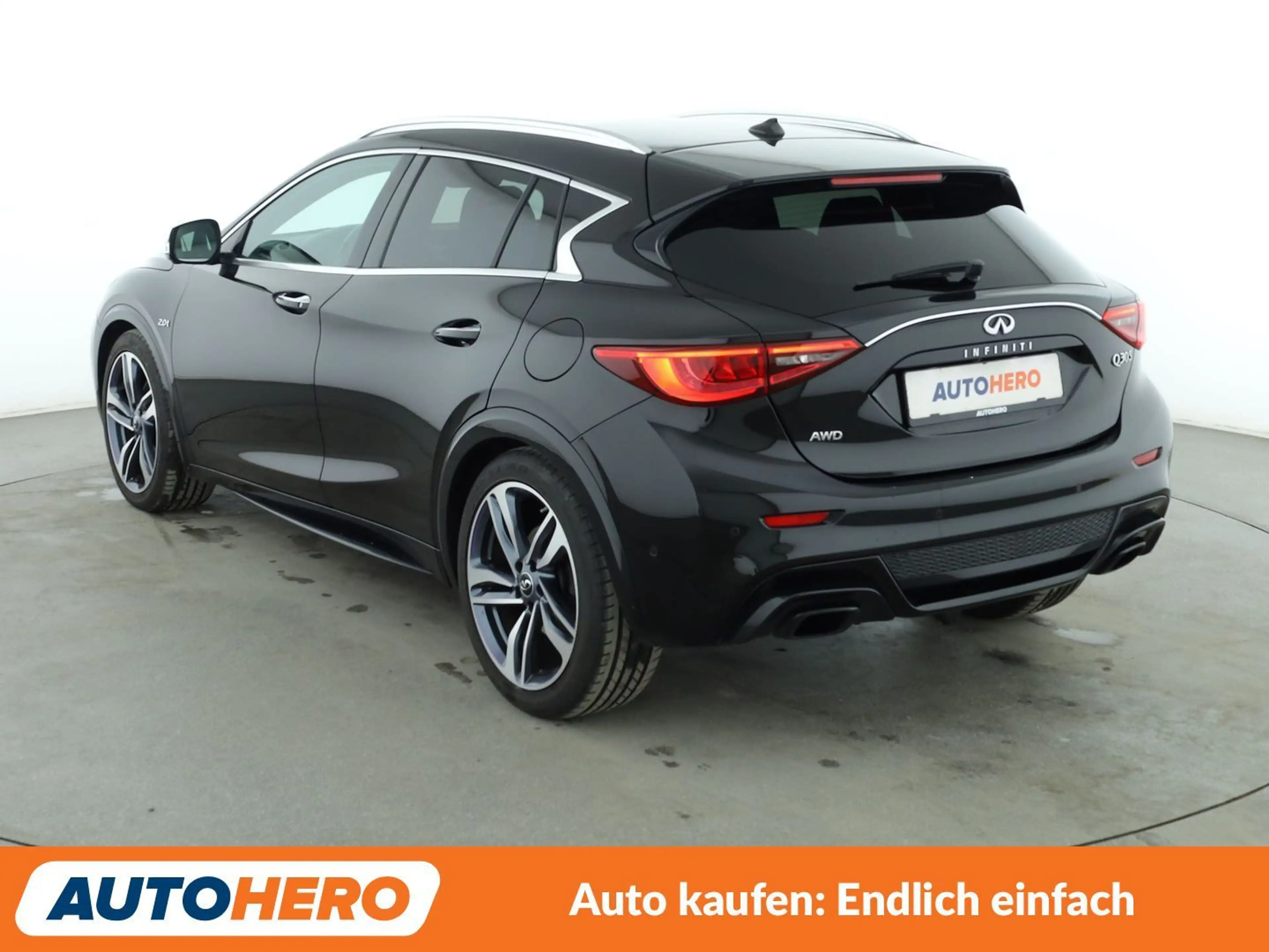 Infiniti Q30 2.0 Turbo Sport AWD Aut.*NAVI*LED*CAM*TEMPO* — photo 4