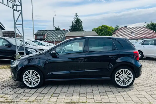 Volkswagen Polo view 8