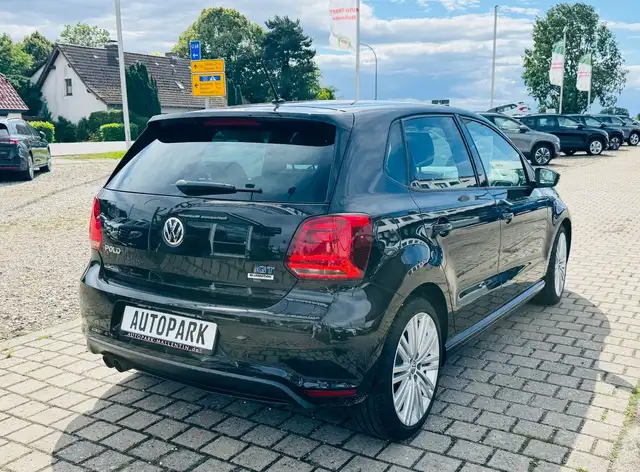 Volkswagen Polo view 4