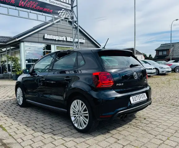 Volkswagen Polo view 6