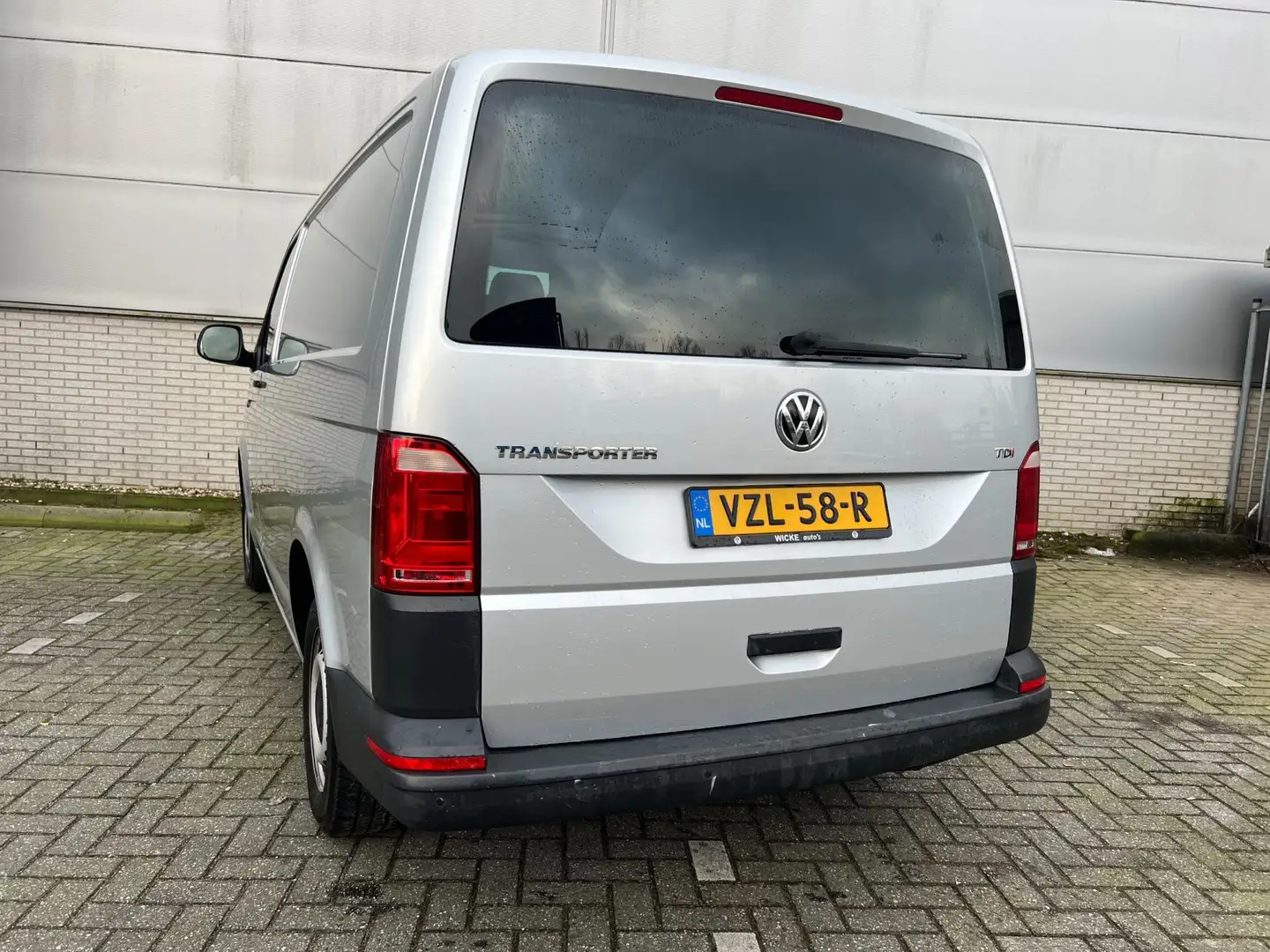 Volkswagen Transporter 2.0 TDI L1H1 Airco Stoelverw. Cruise Control PDC Gris - 2