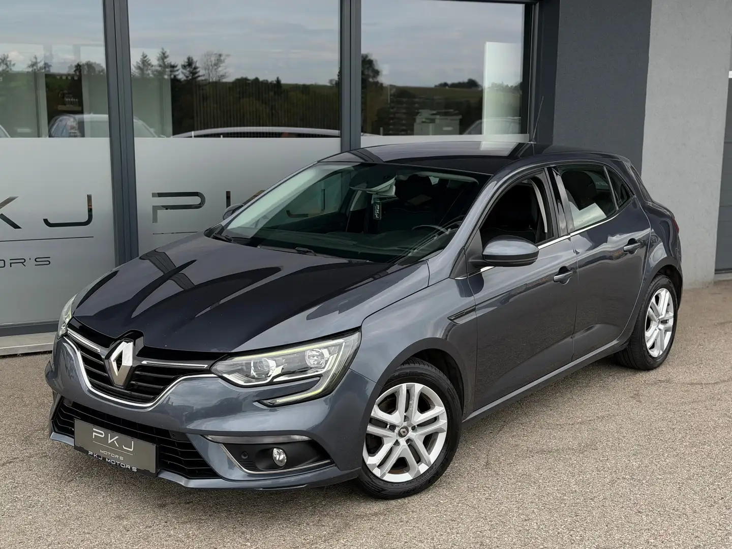 Renault Megane Mégane Megane IV 1.5 BLUE dCi 115 Limited Grau - 1