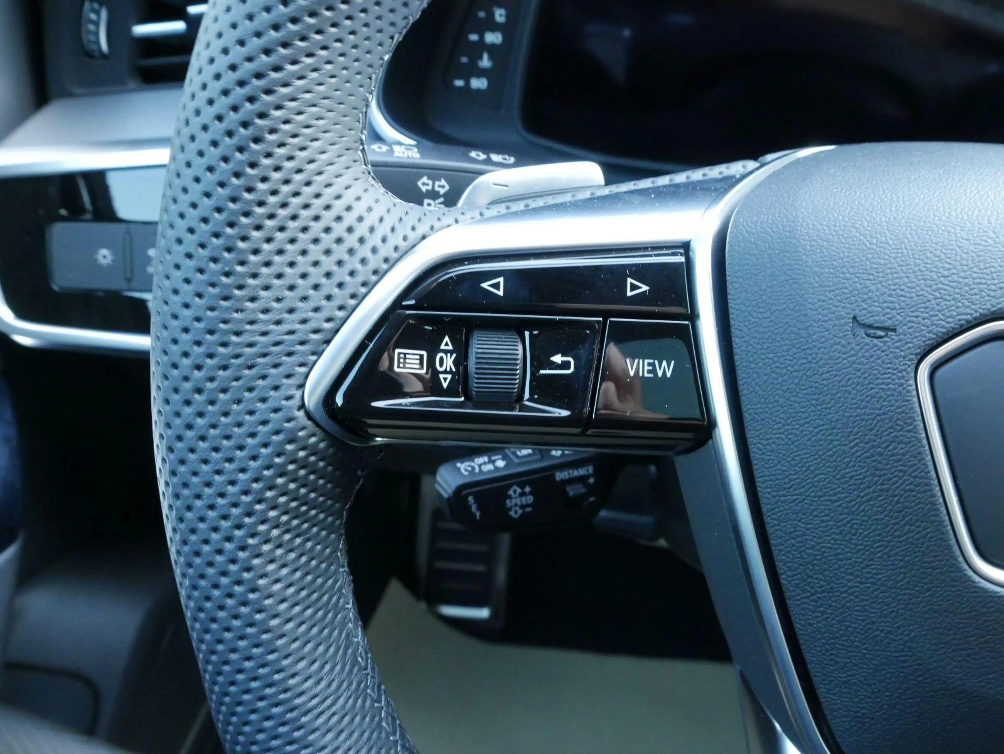 Audi S6 Avant TDI quattro *HEAD-UP*AROUND VIEW*PANORAMA... — photo 14