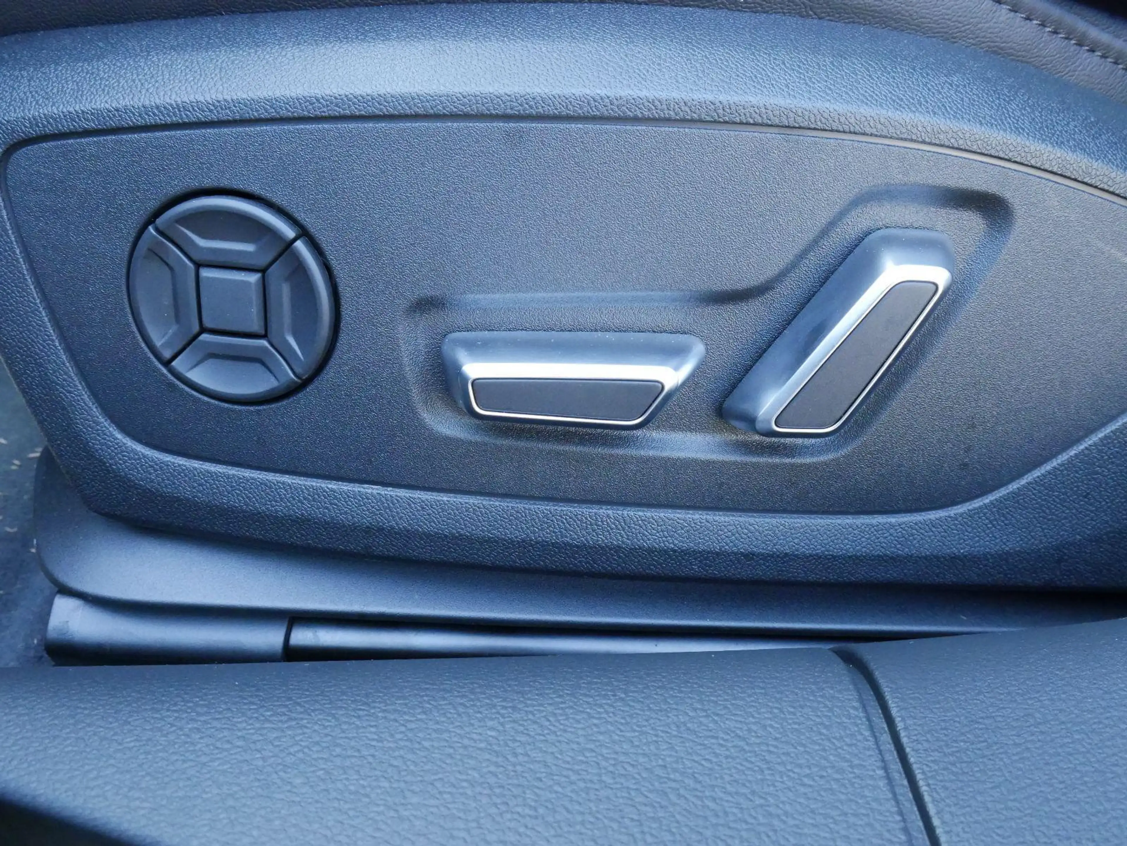 Audi S6 Avant TDI quattro *HEAD-UP*AROUND VIEW*PANORAMA... — photo 9