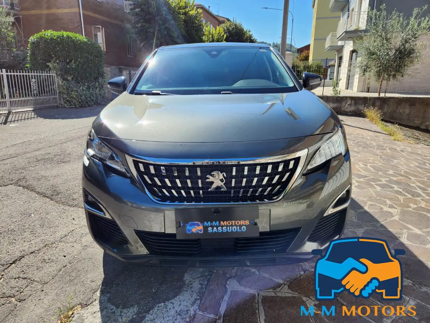 Peugeot 3008 BlueHDi 130 S&S Allure Gris - 2