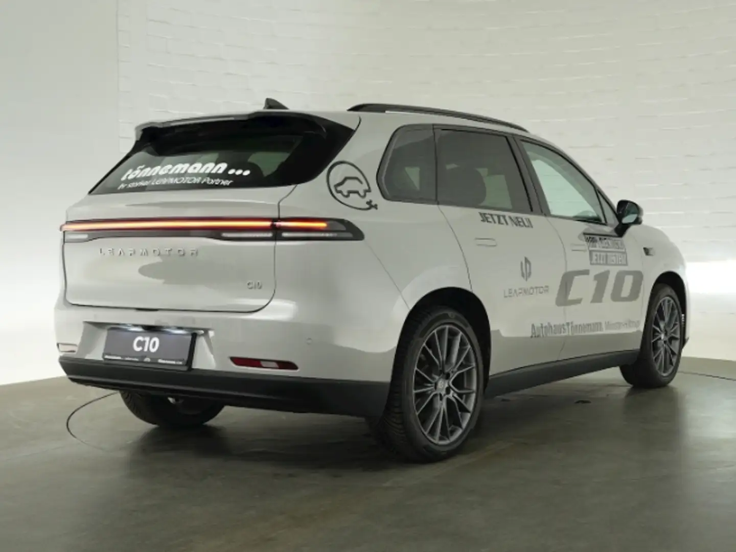 Leapmotor C10 DESIGN 69,9 kWh+NAVI+360°KAMERA+PANORAMADACH+ACC+D Grau - 2