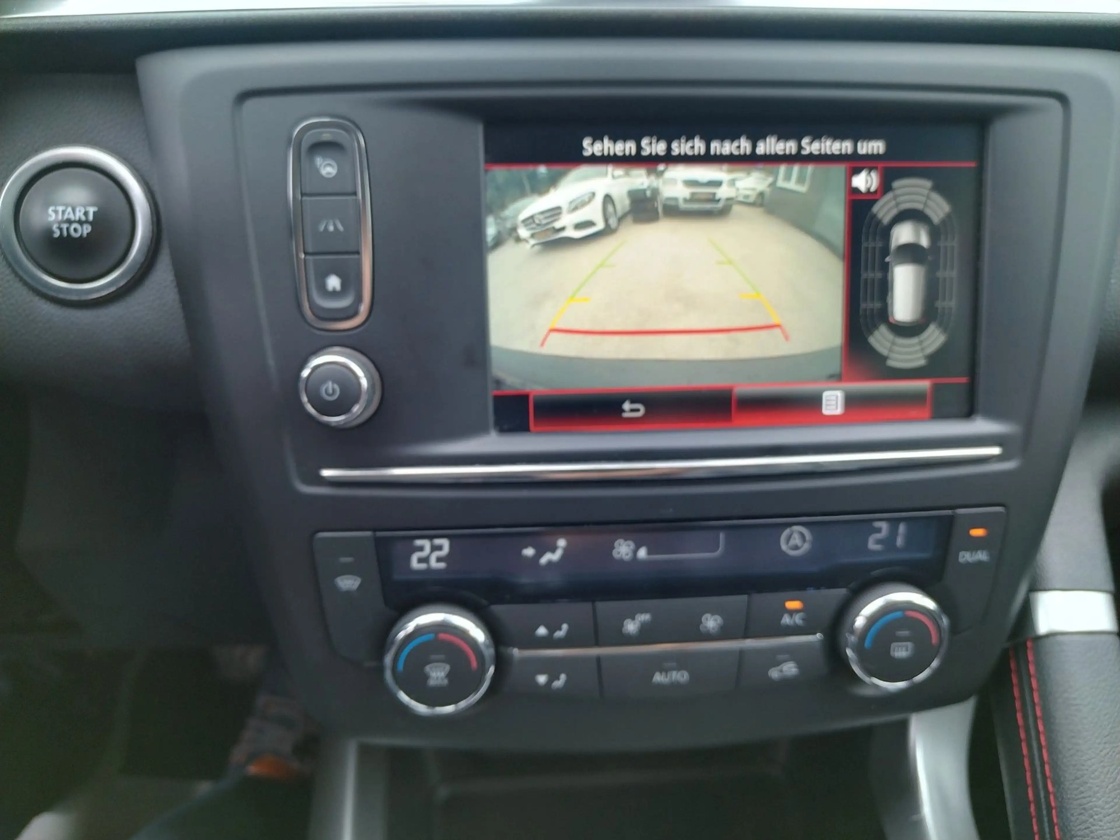 Renault Kadjar 1.6 Crossborder+TÜV/NEU+GARANTIE+NAVI+CAM — photo 14