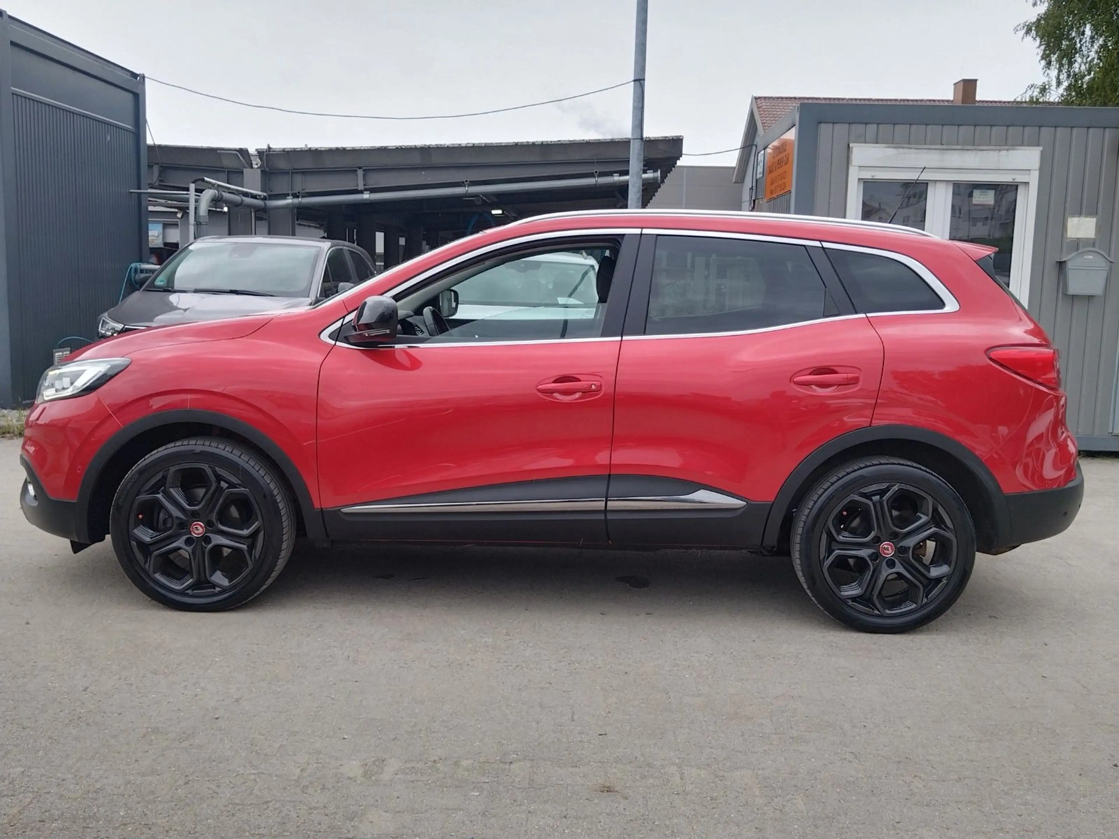 Renault Kadjar 1.6 Crossborder+TÜV/NEU+GARANTIE+NAVI+CAM — photo 7