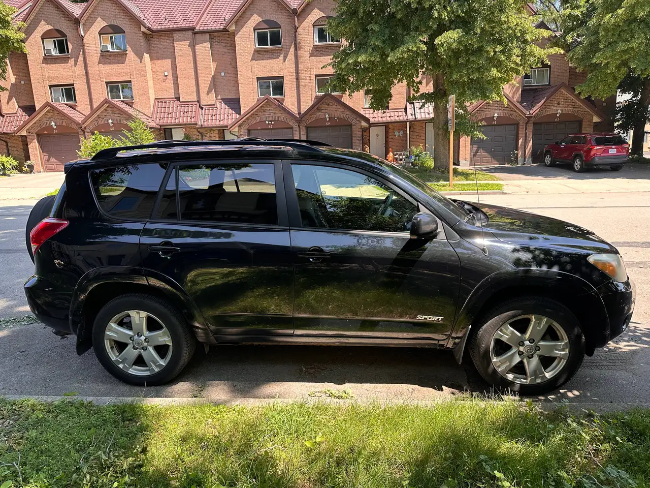 Toyota RAV 4 photo Toyota RAV 4