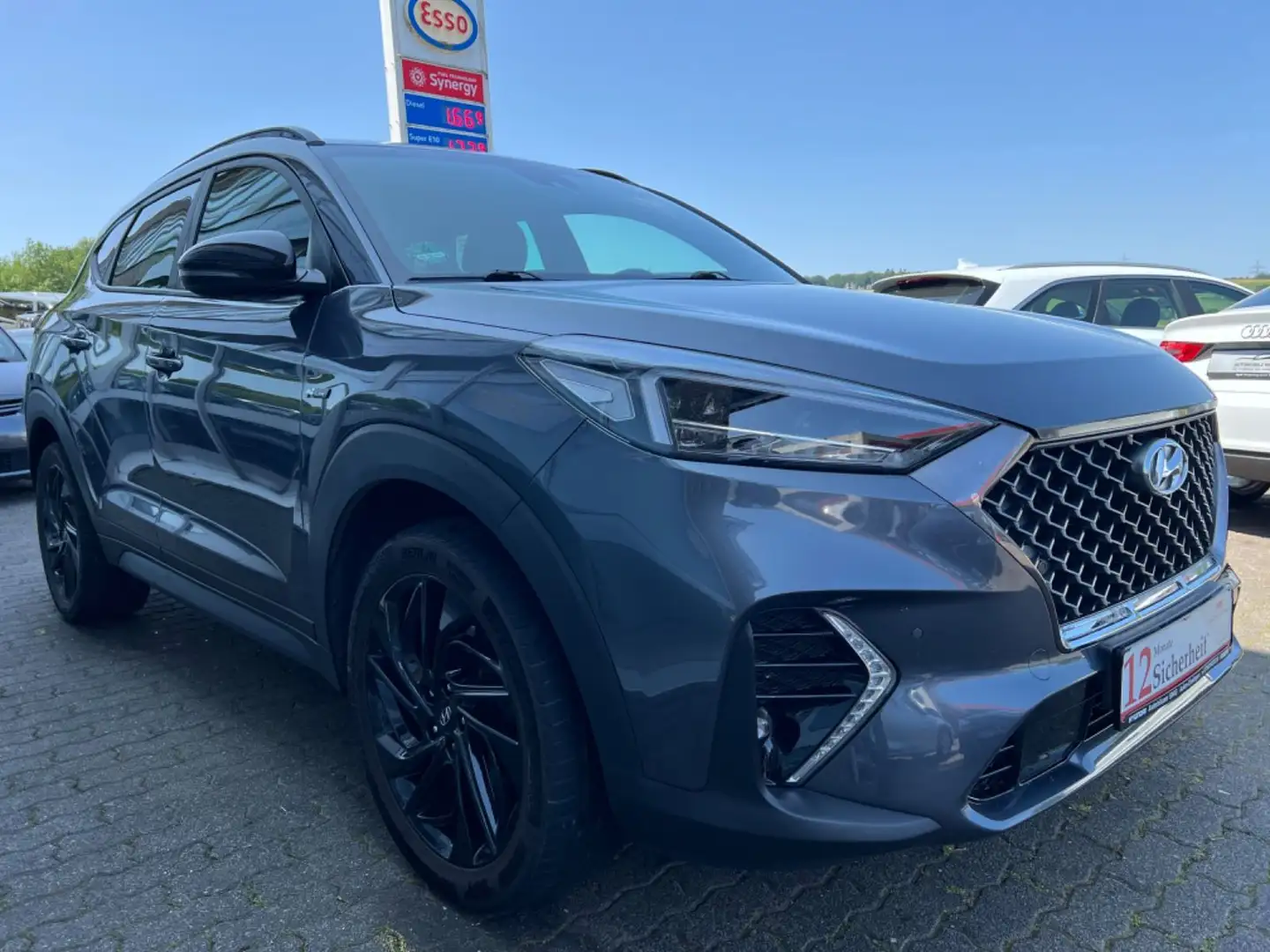 Hyundai TUCSON N Line 4WD 1.6 TGDI*NAVI*LED*ALCANTARA*LM Grau - 1