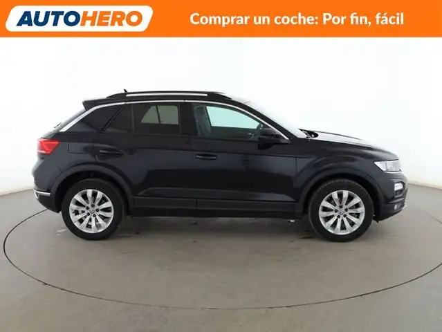 Volkswagen T-Roc view 7