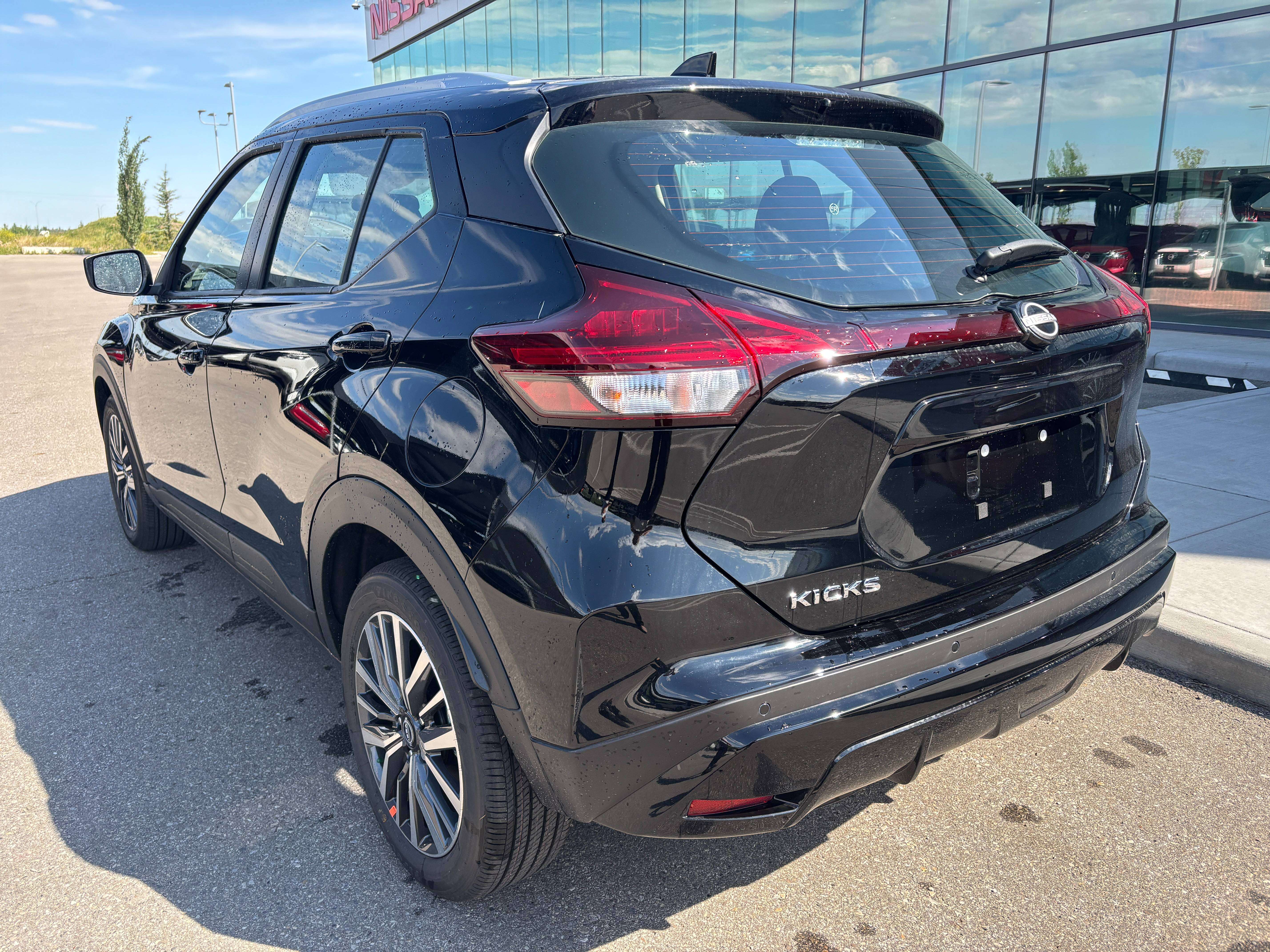 2025 Nissan Kicks Play