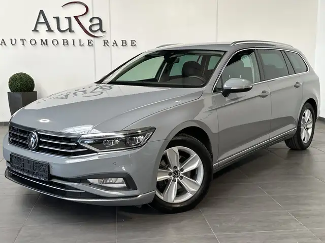 Volkswagen Passat view 2
