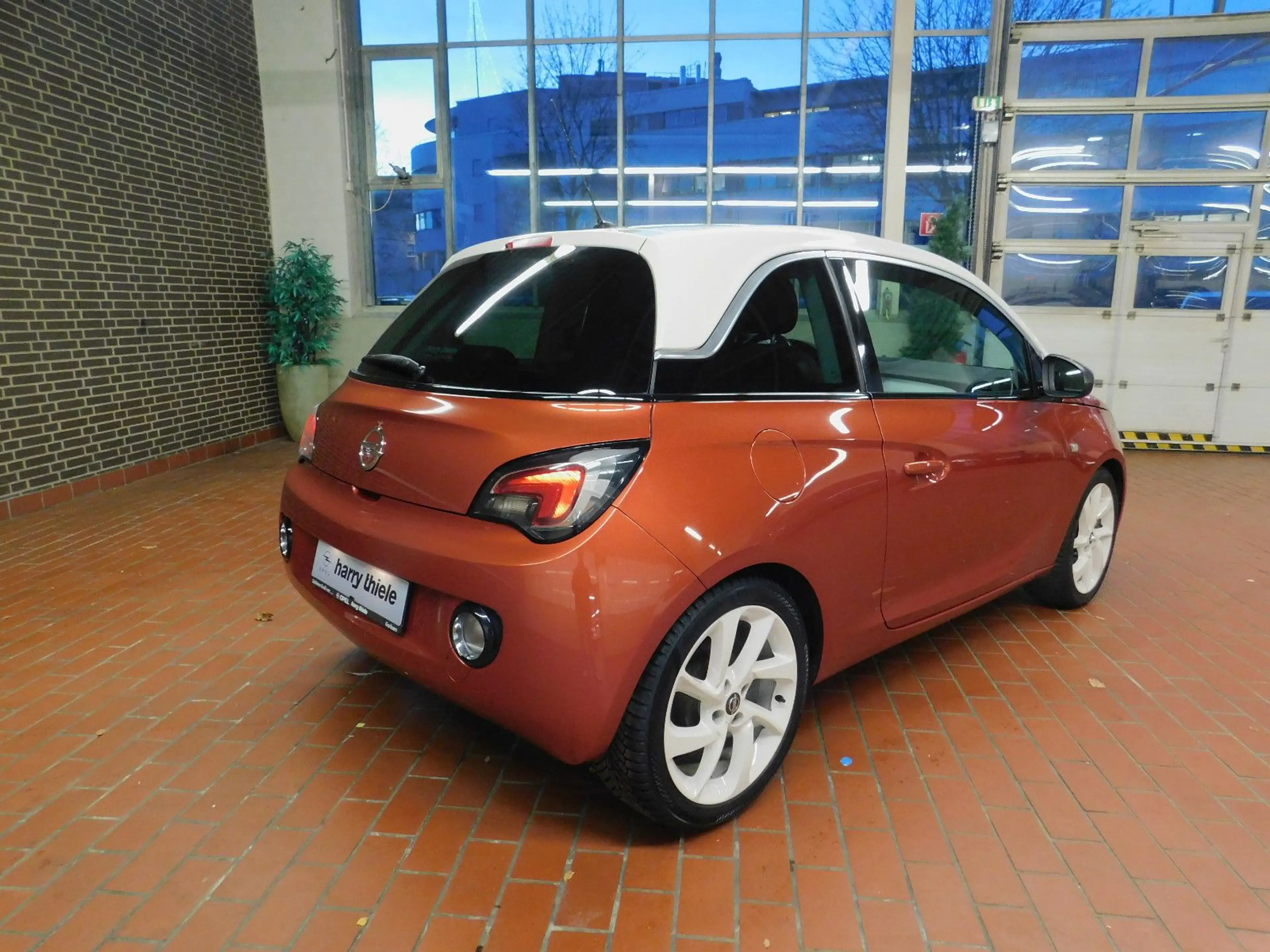 Opel Adam Slam Curry White Cap Allwetterräder/Winterp — photo 3
