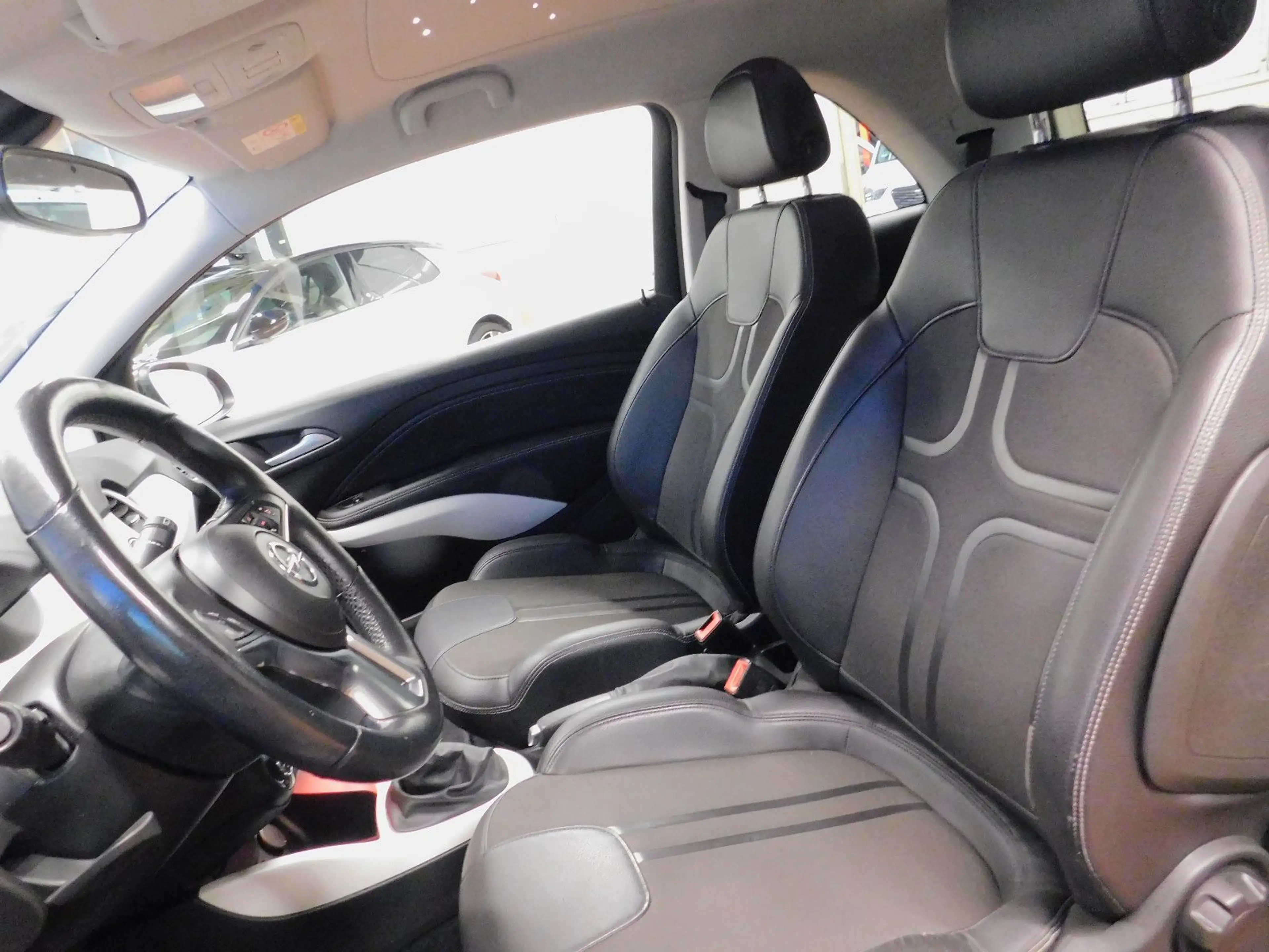 Opel Adam Slam Curry White Cap Allwetterräder/Winterp — photo 12
