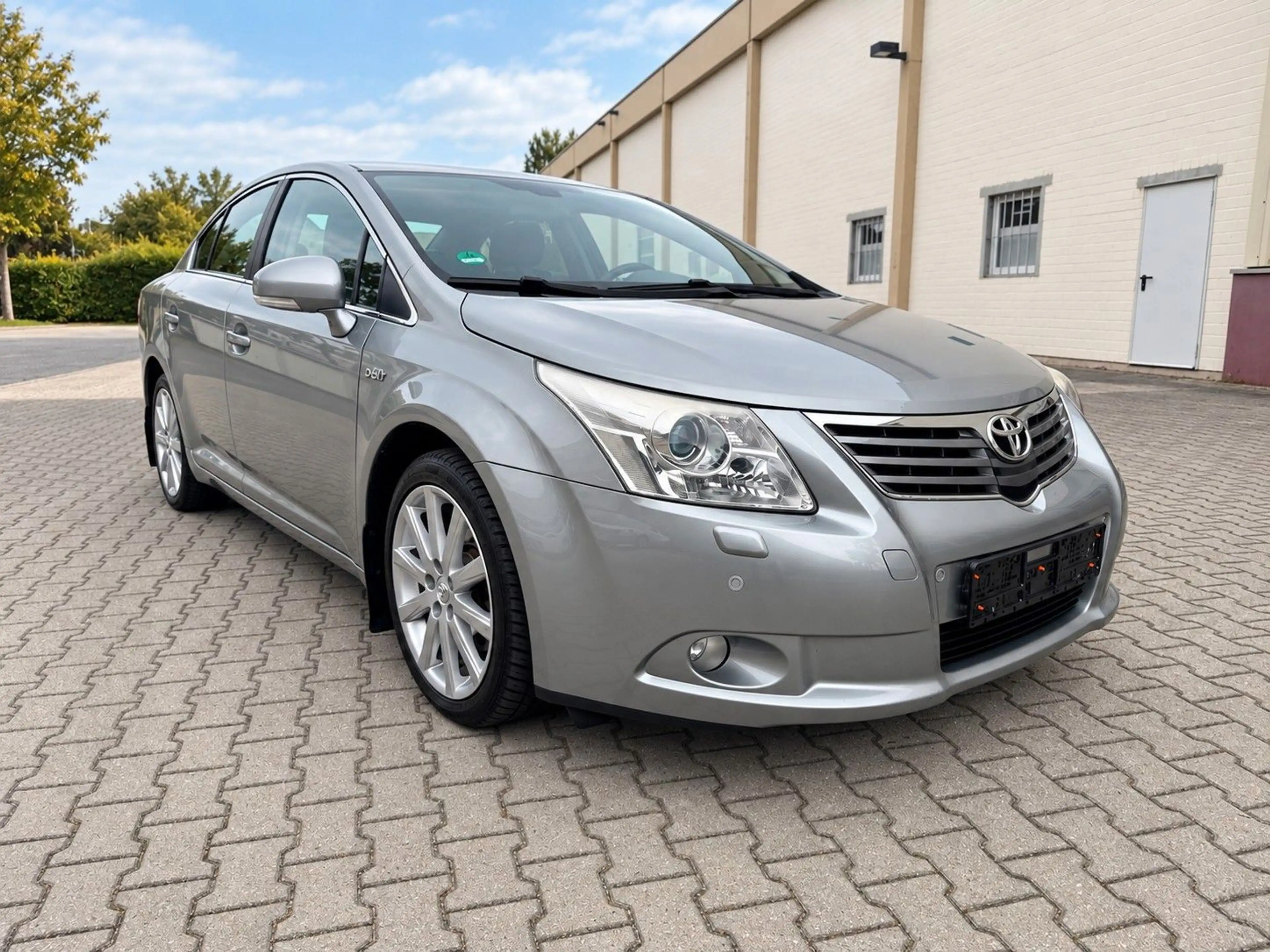 Toyota Avensis TEC-Edition Atomatik — photo 7