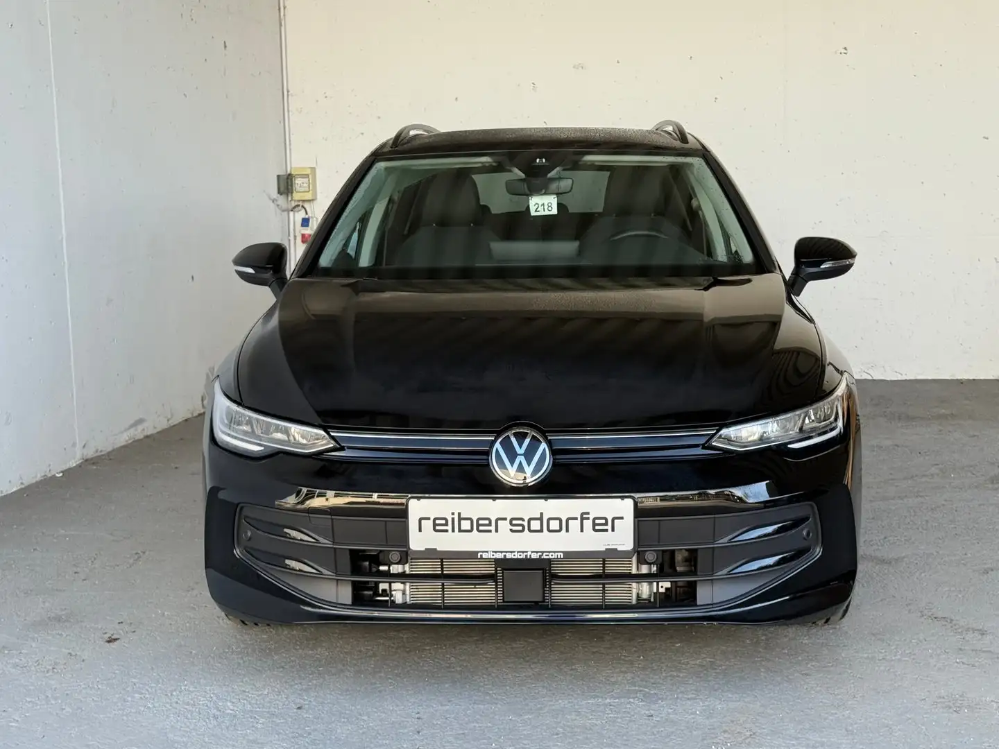 Volkswagen Golf Variant Business mHeV DSG Schwarz - 2