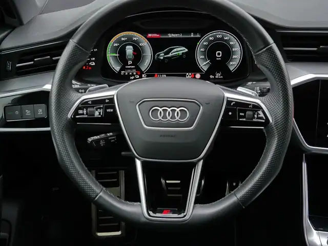 Audi A6 view 9