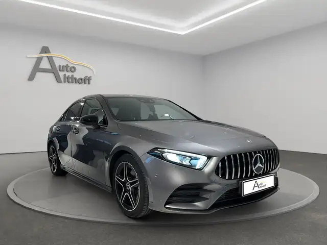 Mercedes-Benz A 200 A200 Lim. DCT AMG AMBI LED NAV PARK SOUND