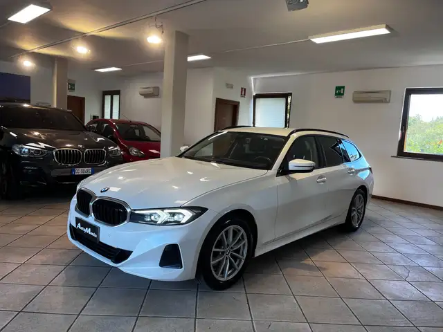 BMW 316 Touring 316d Touring mhev 48V auto