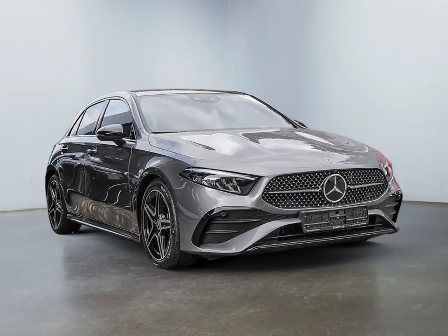 Mercedes-Benz A 200 Kompakt AMG NIGHT DISTR PANO SPUR AHK PDC Gris - 2
