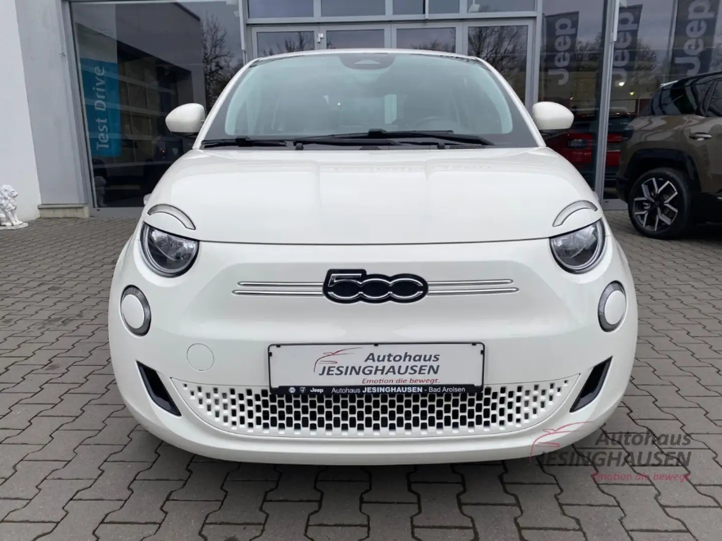 Fiat 500e Digitales Cockpit Apple CarPlay Android Auto Klima Weiß - 2