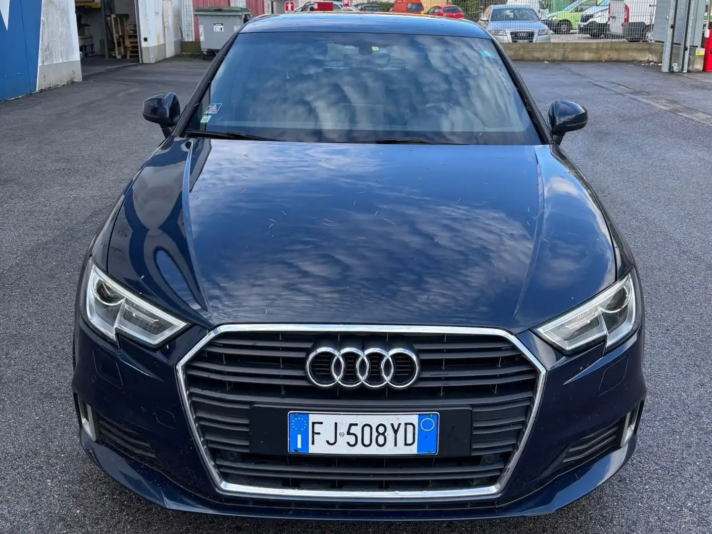 Audi A3 A3 Sportback 1.6 tdi S LINE Blu/Azzurro - 2