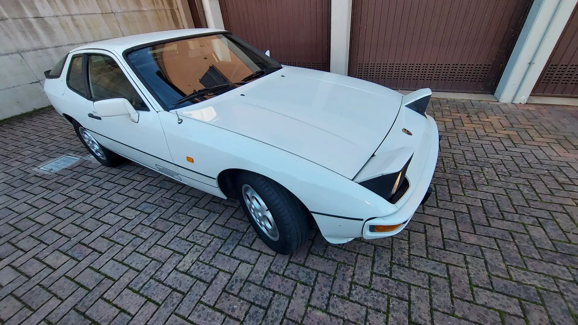 Porsche 924 2.5 S - 1
