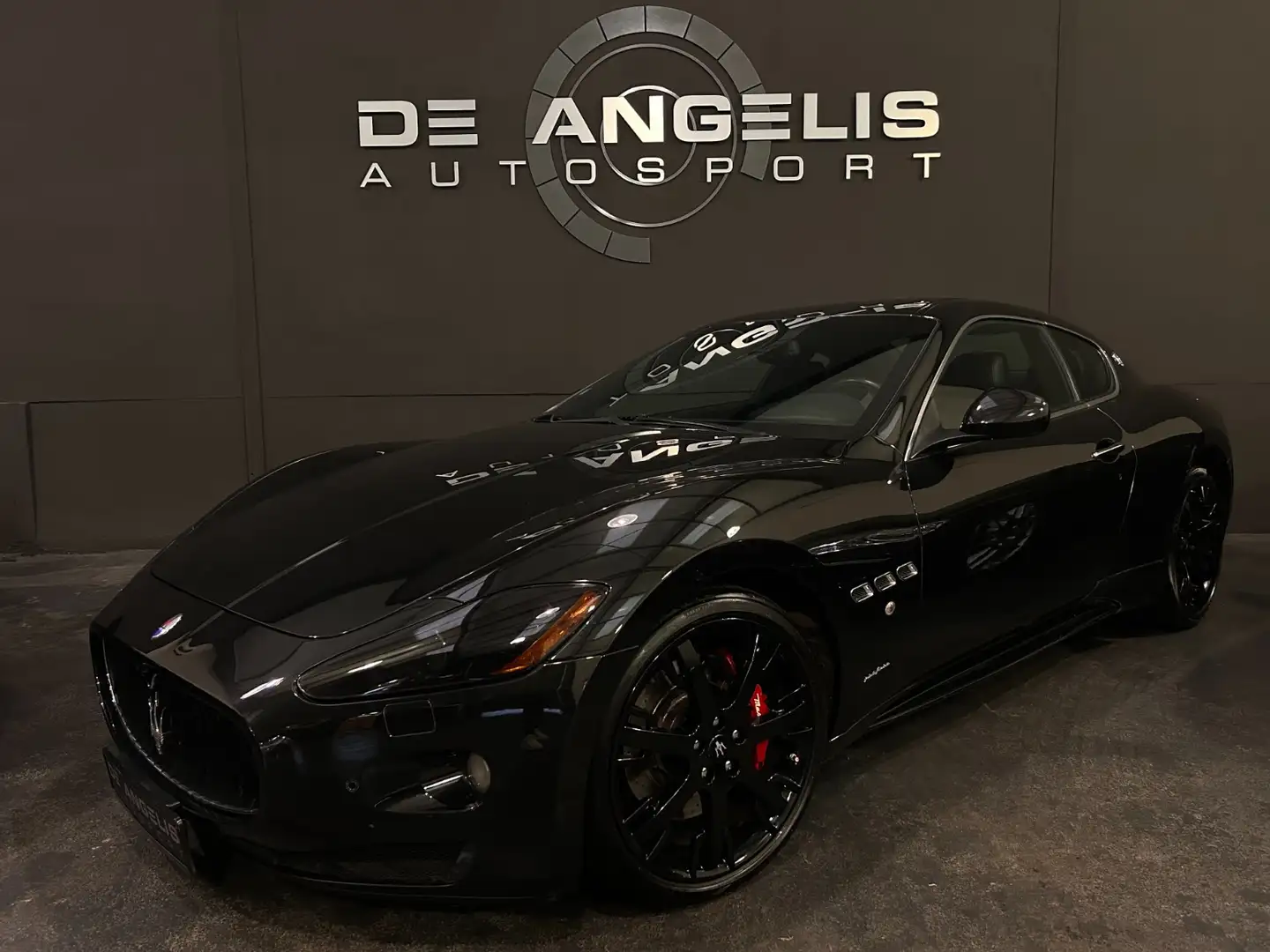 Maserati GranTurismo S 4.7 441 MC SPORT LIN Noir - 1