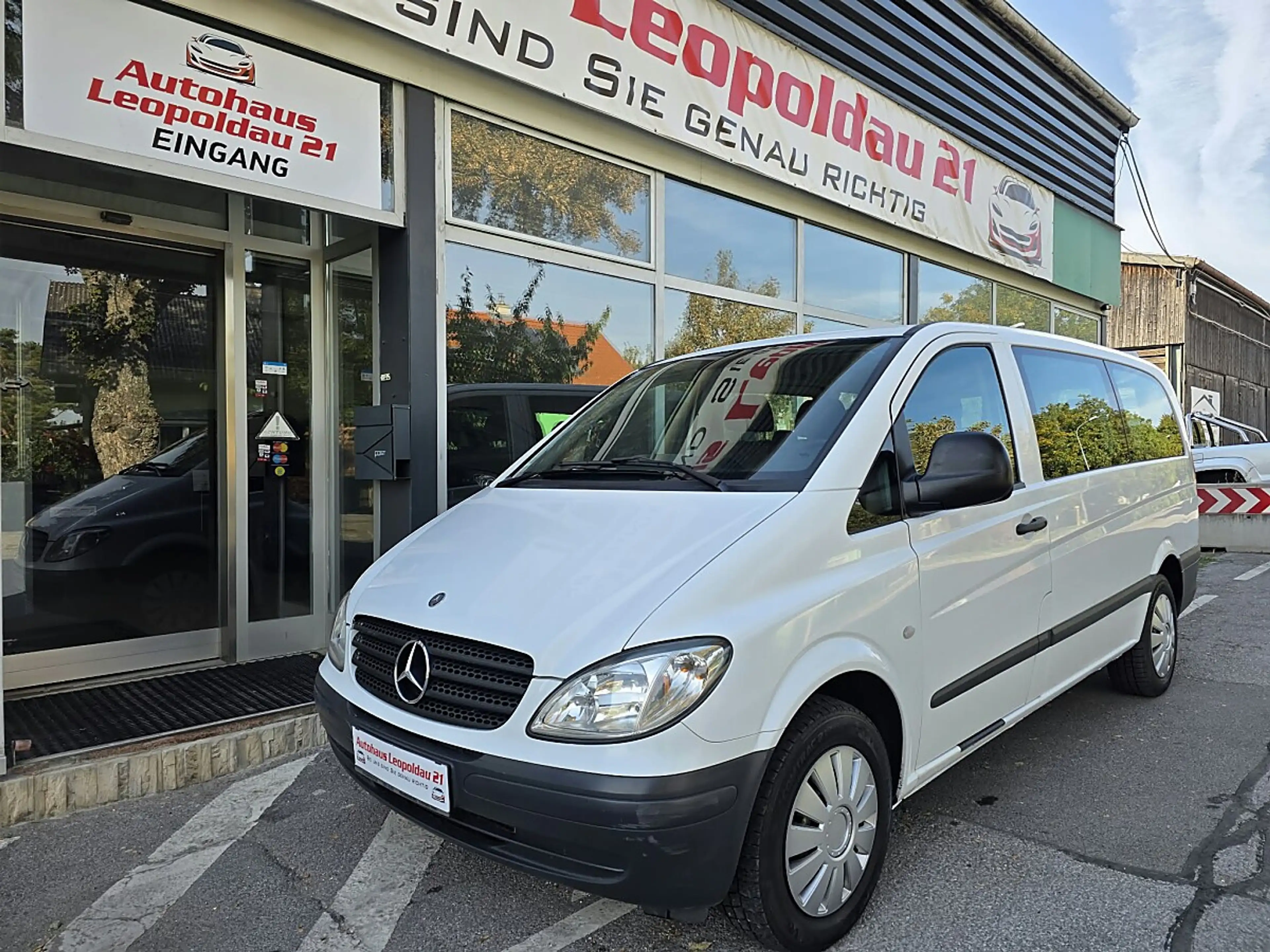 Mercedes-Benz Vito 111 CDI Eco Bus extralang Aut.