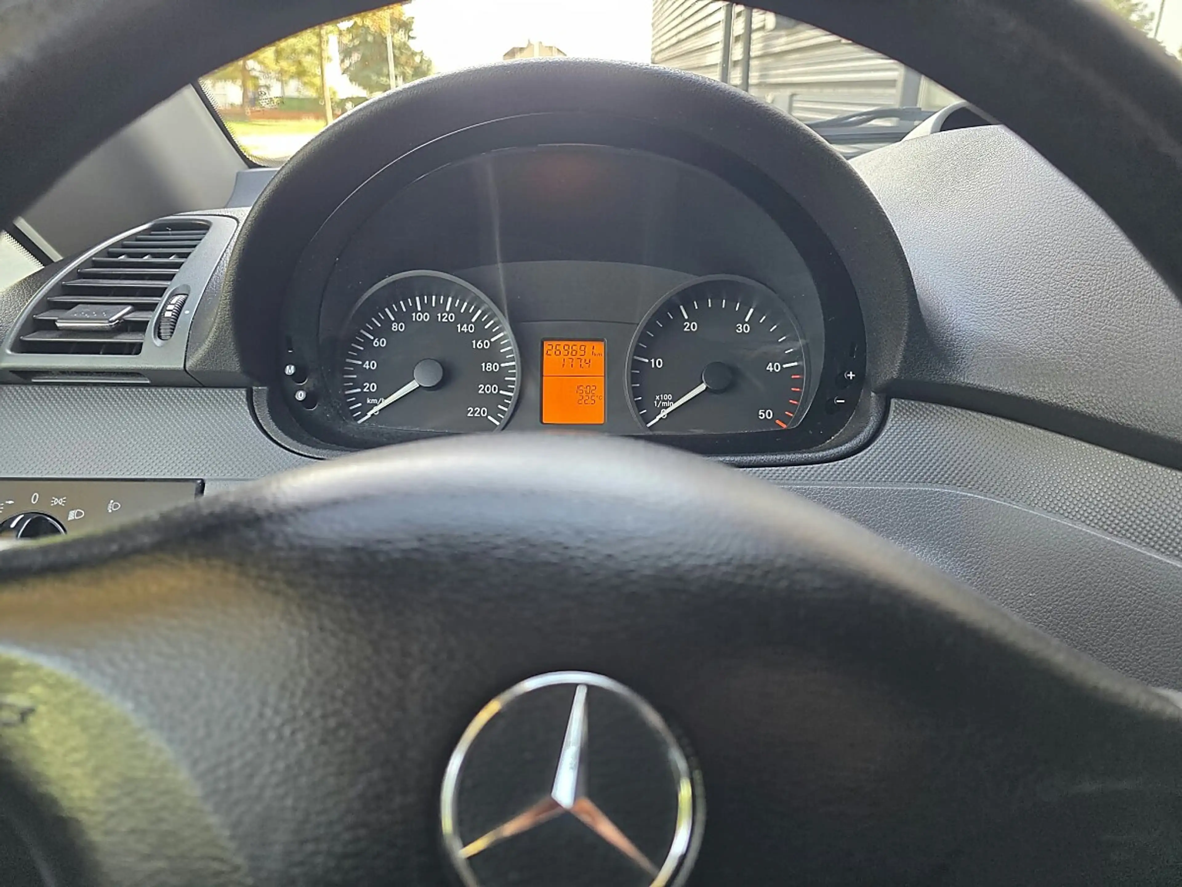 Mercedes-Benz Vito 111 CDI Eco Bus extralang Aut. — photo 11