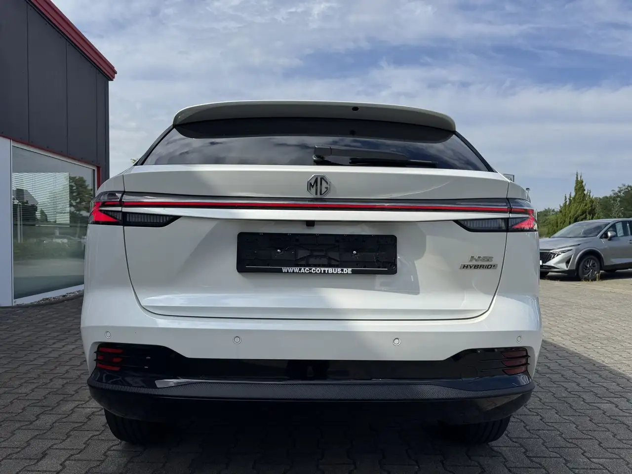 MG HS 2026