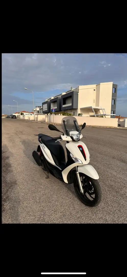 Piaggio Medley 125 s Bianco - 2