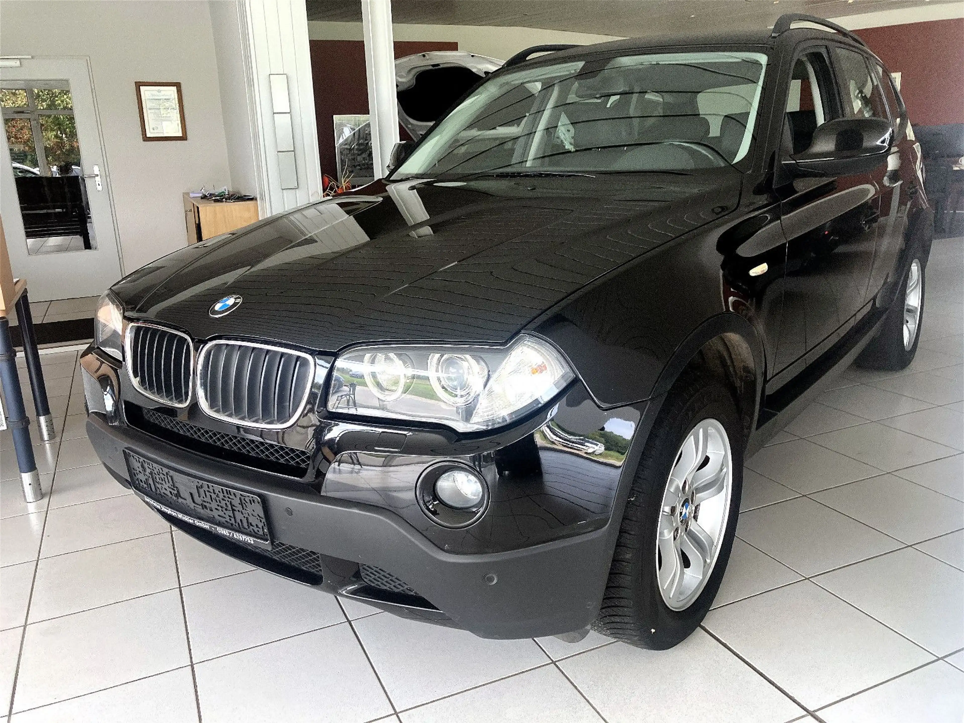 BMW X3 2,0xd/NaviPRO/Xenon/HiFi-DSP/AHK/Bluetooth