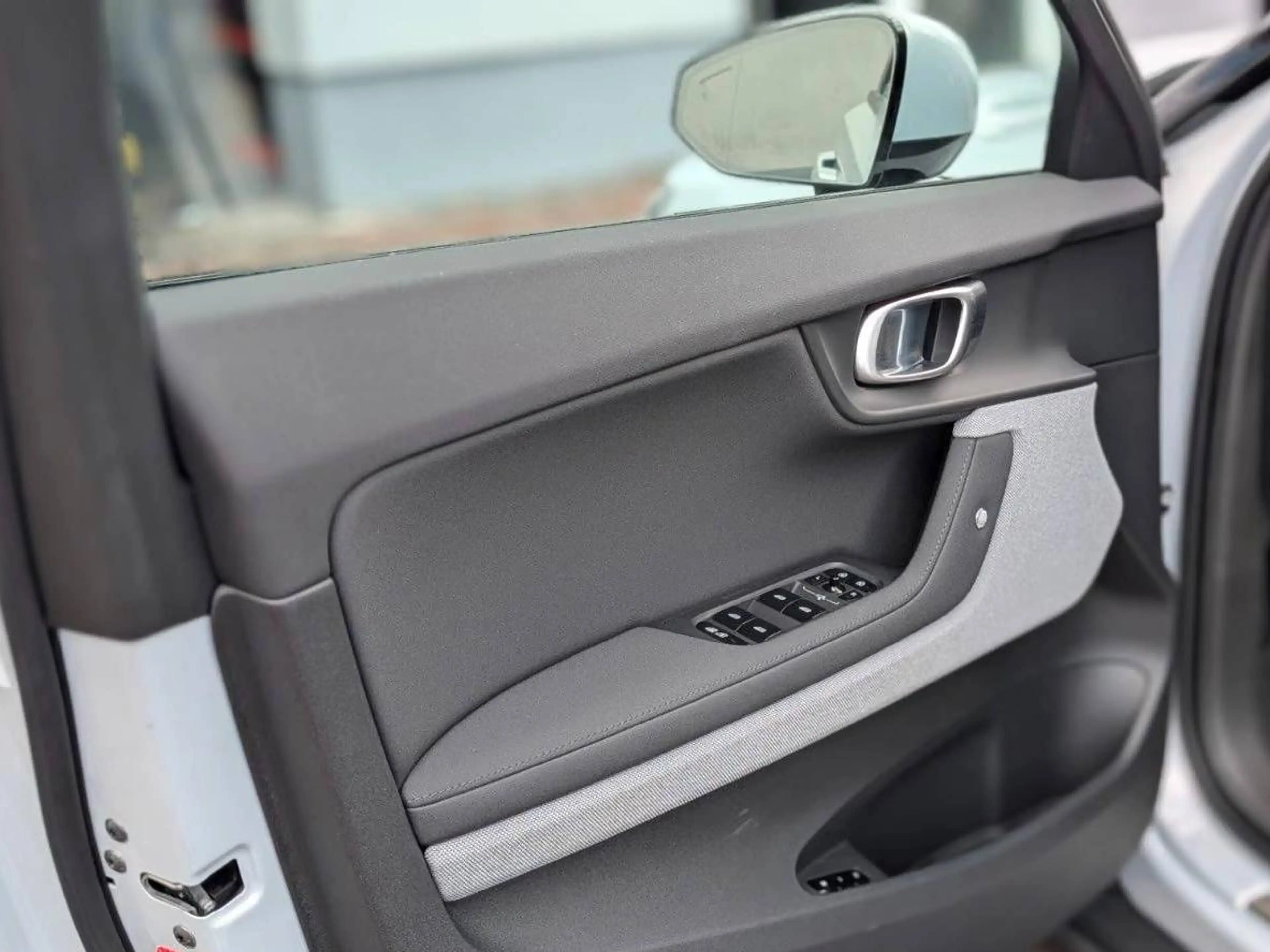 Polestar 2 Long Range Dual — photo 8