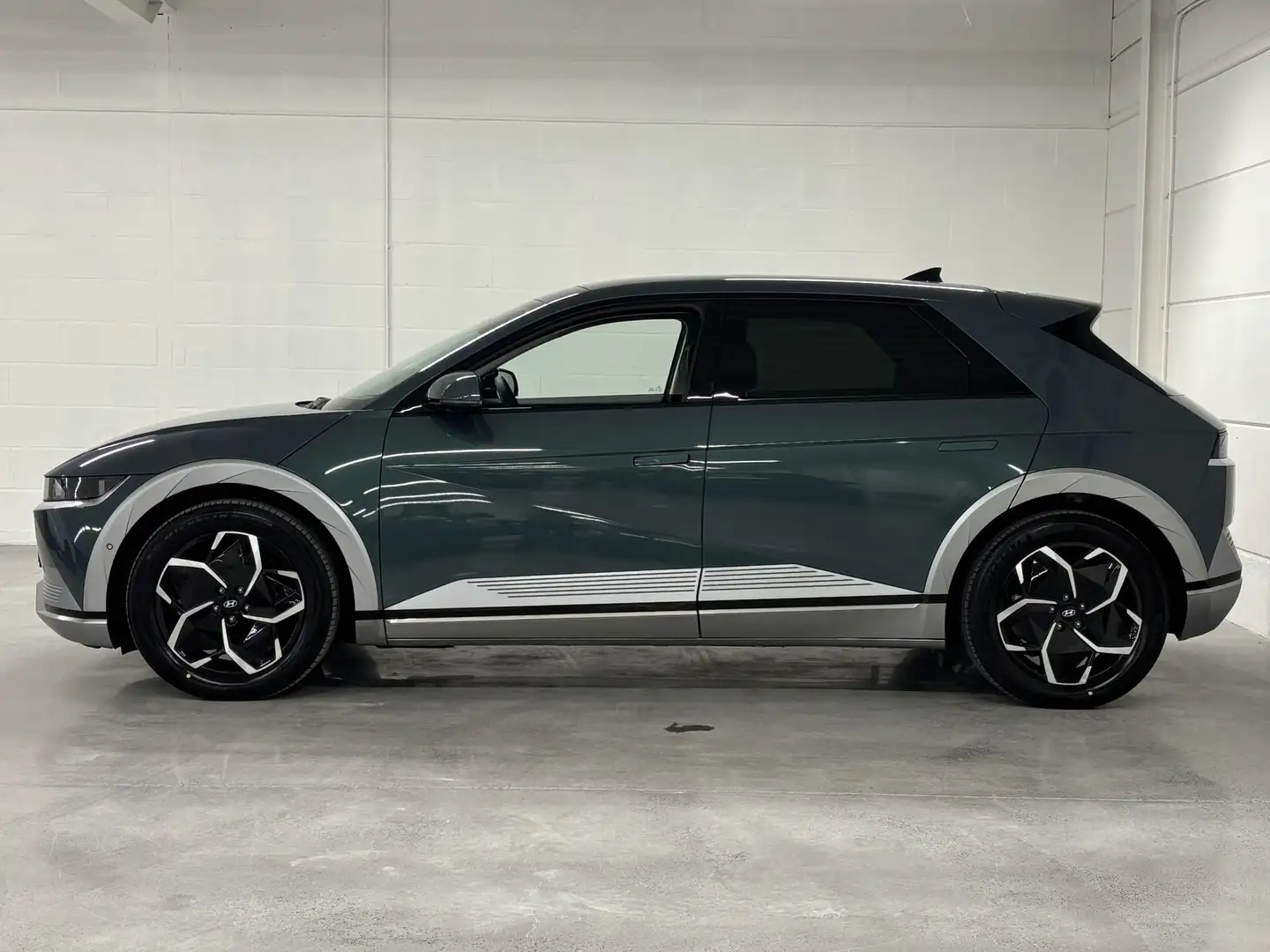 Hyundai IONIQ 5 77 kWh EV Balance Vision 19" RWD Gris - 2