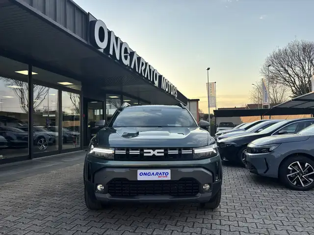 Dacia Duster view 2
